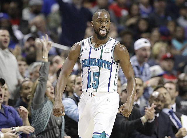 阿媒：埃切韦里想冬窗租回河床，但曼城希望再次租给欧洲球队（阿媒：埃切韦里盼冬窗租回河床，曼城倾向再将其租至欧洲球队）